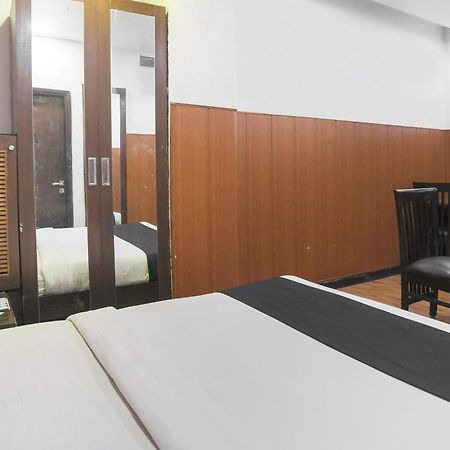 Hotel O Parktel Indirapuram Экстерьер фото