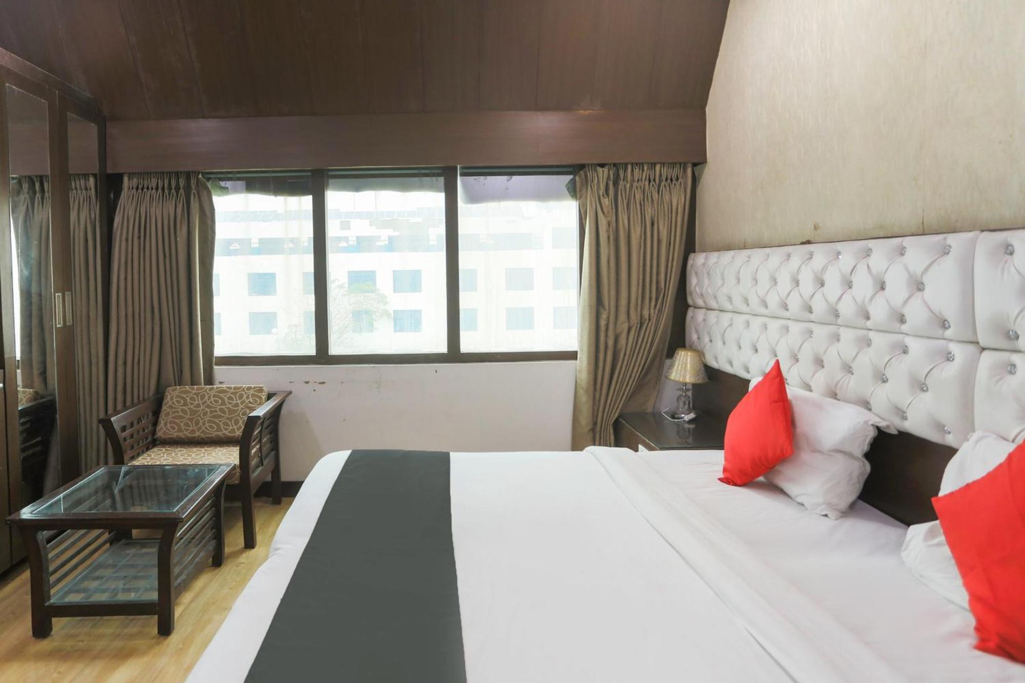 Hotel O Parktel Indirapuram Экстерьер фото